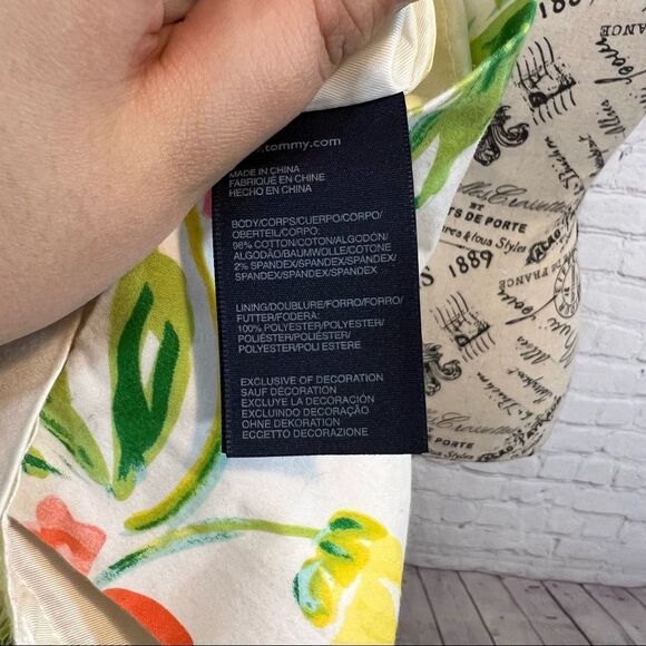 Tommy Hilfiger Sleeveless Floral Razorback Dress size 8 - Picture 10 of 11